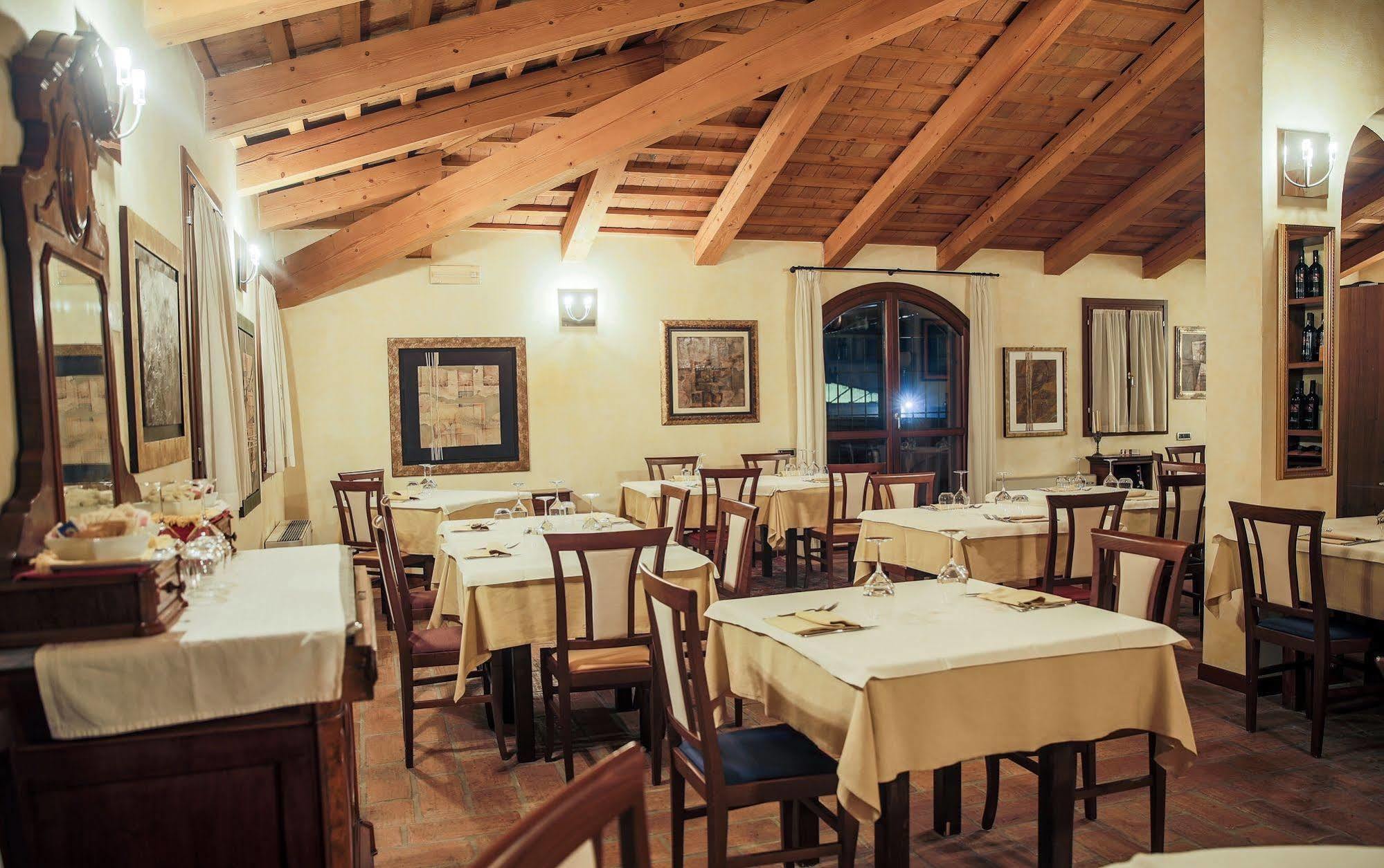 Locanda Il Fagiano Sette Polesini Exterior photo
